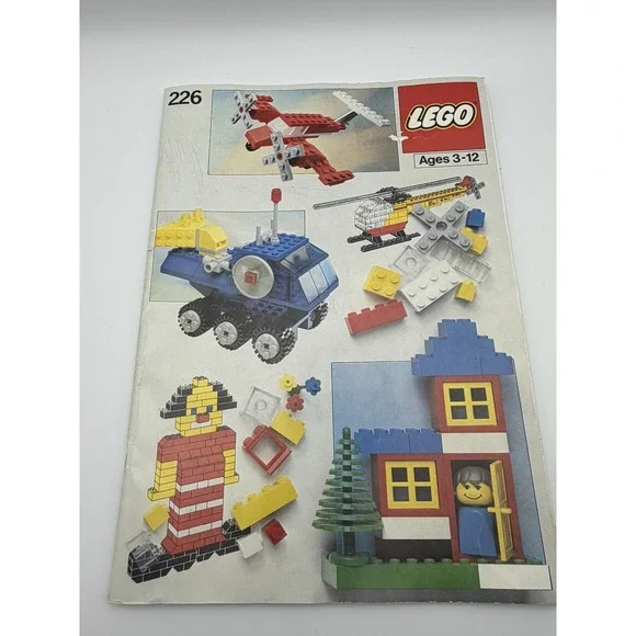 Vintage 1982 LEGO Idea Book 226 Building Ideas‎ Ages 3-12 Softcover Illustrated