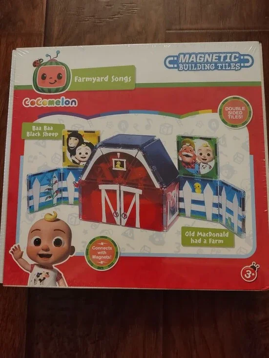 CocoMelon Farmyard Songs Magnetic Playset