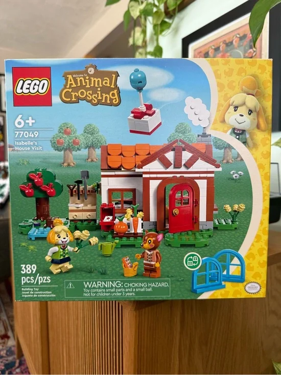 LEGO Animal Crossing Isabelle's House Visit