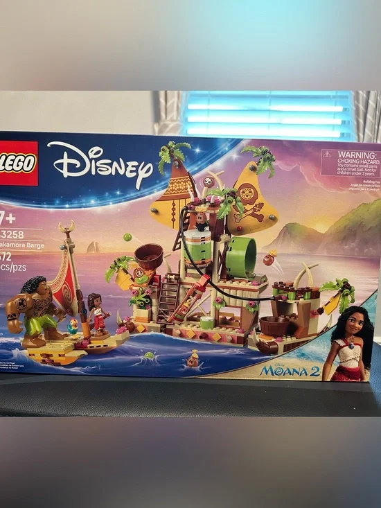 Disney Moana Adventure Raft Playset - Green, Yellow, Brown, Pink