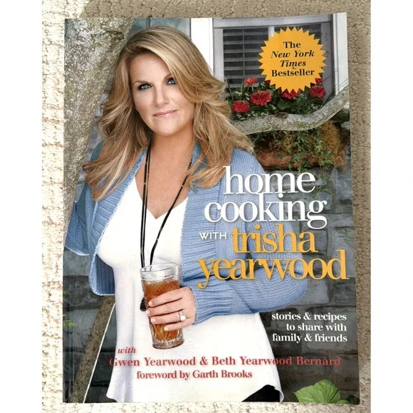 Home‎ Cooking With Trisha Yearwood Stories And Recipes Softcover- Very Good
