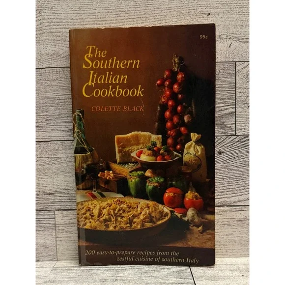 The Southern Italian Cookbook Colette Black 1967 Vintage Paperback 200 Recipes