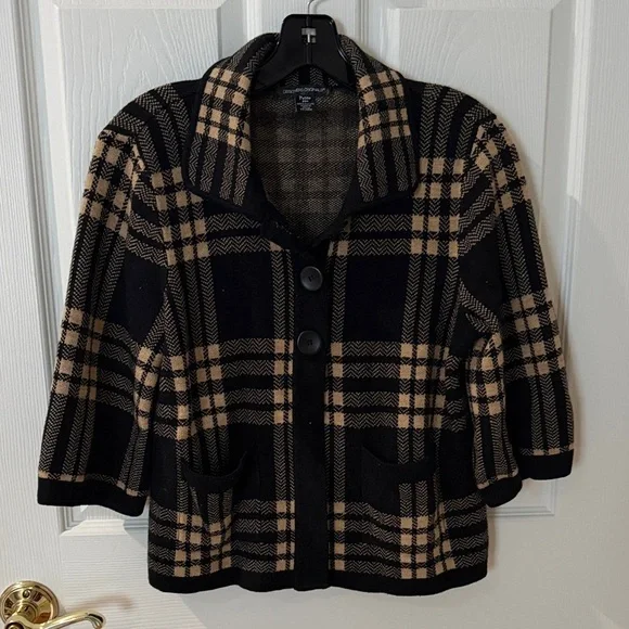 Vintage Designers Originals Black and Tan Plaid Blazer/sweater petite medium