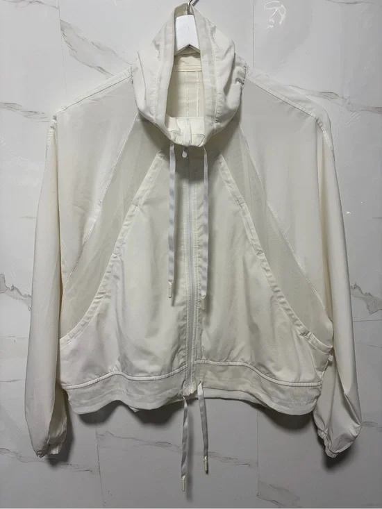 ALO Yoga Cream Lightweight Zip-Up Bomber Jacket