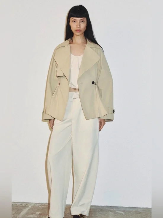 🔥🔥Zara Beige Cropped Trench