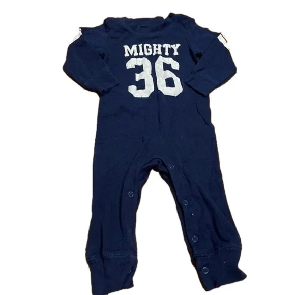 CARTER'S Carters 9 month boy one piece good condition