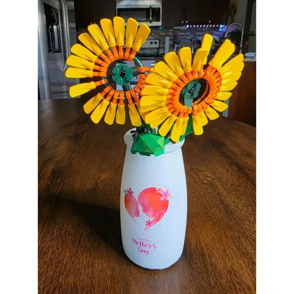 Sunflower Building Kit - 2 Sunflowers‎ With Stems & Leaves - DIY