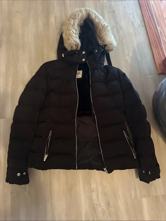 Zara Black Puffer Jacket with Faux Fur Trimmed Hood