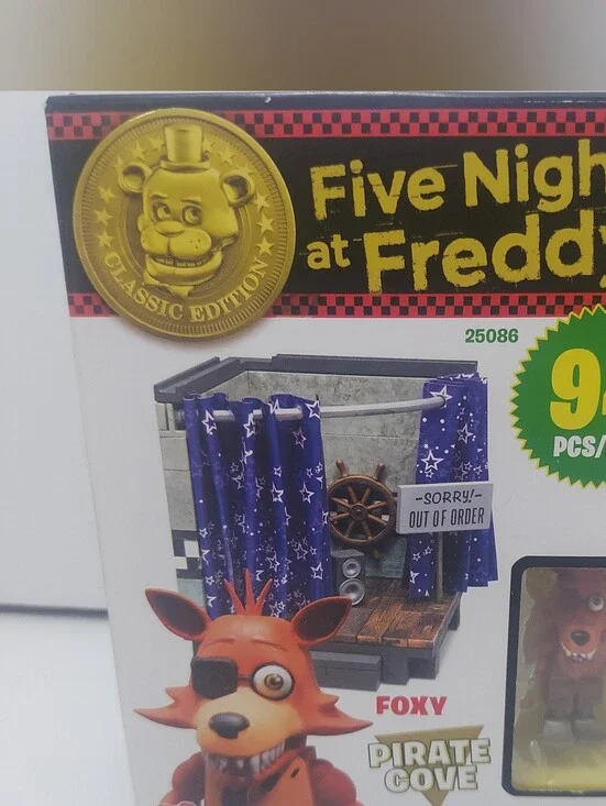 Five Nights at Freddy's Foxy Pirate Cove Playset - Purple Curtains Sealed NIB