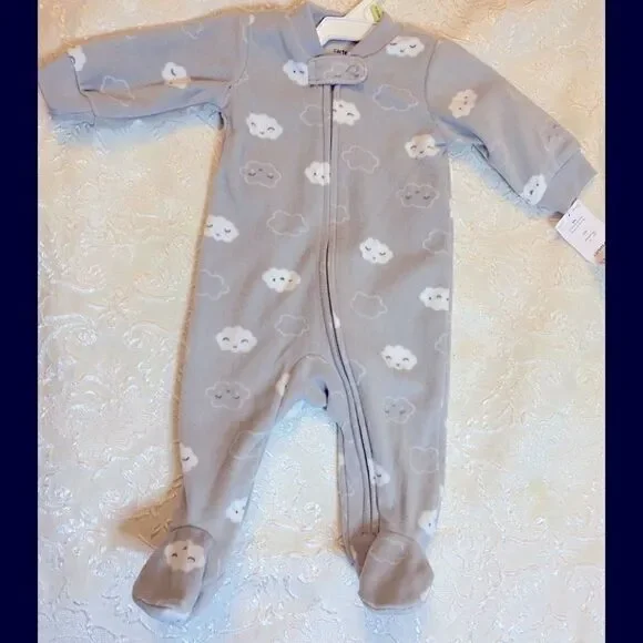 🎉Carter’s  baby boy zippered jumpsuits  size:3 M