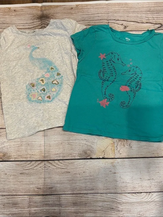Carter's Seahorse and Peacock t-shirt bundle - Girls
