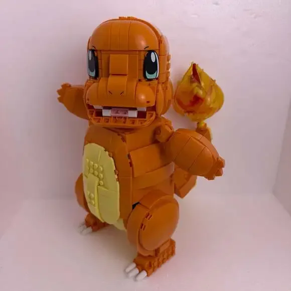 Mega Construx Pokemon Jumbo Charmander Building Set (750 Pieces)
