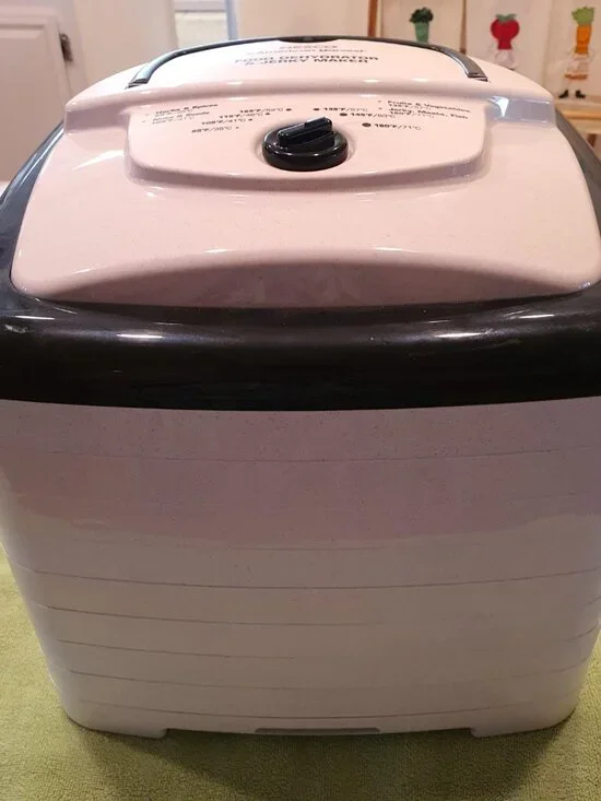 Nesco American Harvest Dehydrator Food & Jerky Maker Square 8 Trays FD-80 USA