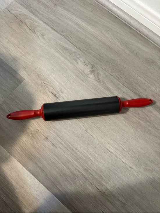 ❤️ Nonstick Rolling Pin with Red Handles