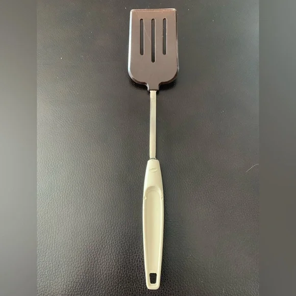 Vintage 13” Nylon 3 Slot Spatula w/ Hanging Hole MCM Two Tone Brown Tan