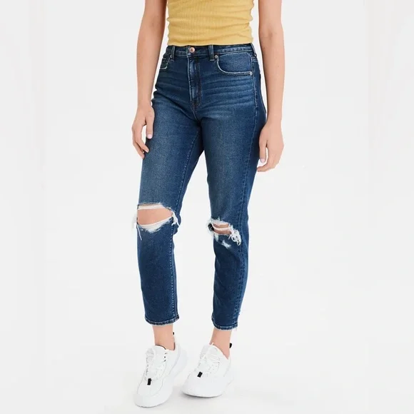 American Eagle Stretch Mom Jean in Easy Breezy Blue Distressed Frayed 8 Long