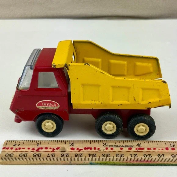 Vintage 1960s TONKA DUMP TRUCK 5