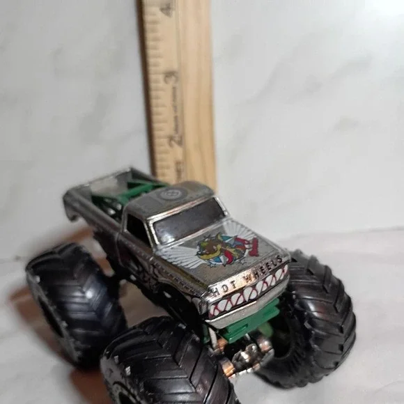 Hot Wheels Monster Truck V8 Bomber Chrome Silver 1:64 Scale Die-Cast Toy Vehicle