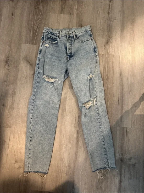 Old Navy Light Wash Distressed Women's Jeans
