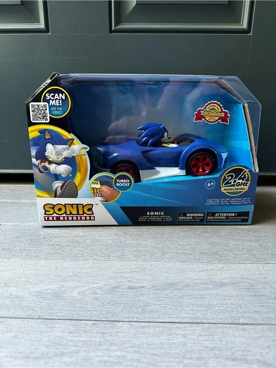 Sonic The Hedgehog Team Sonic 2.4GHZ Racing RC W/Turbo Boost Remote Control NEW