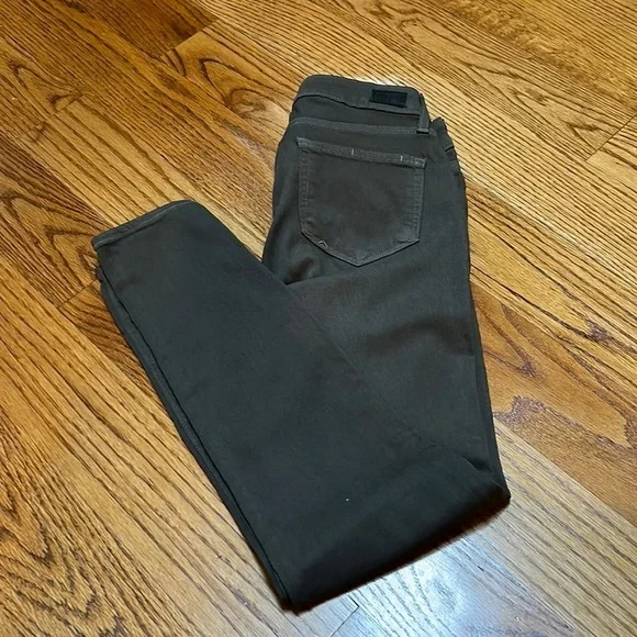 PAIGE Women’s Army Green Verdugo Ankle Jeans Size 28