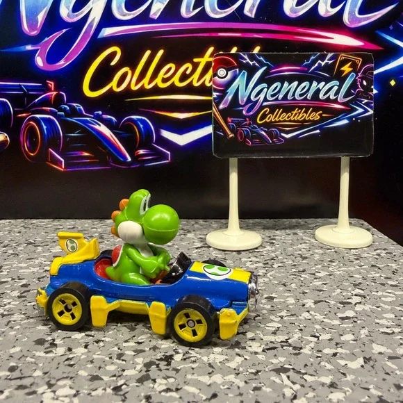 Hot Wheels Mario Kart Yoshi Mach 8 Die-Cast Toy Car Blue GBG27 2018 Mattel