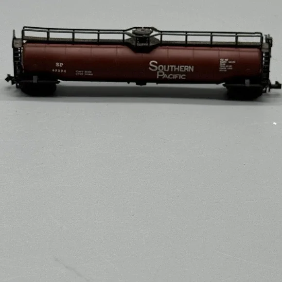 Southern Pacific Tank Car Train Vintage N Scale Trix Austria Brown