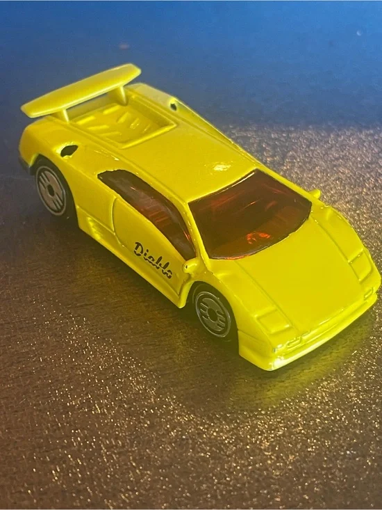 Hot Wheels VTG 1990 White LAMBORGHINI DIABLO- Loose very good Condition