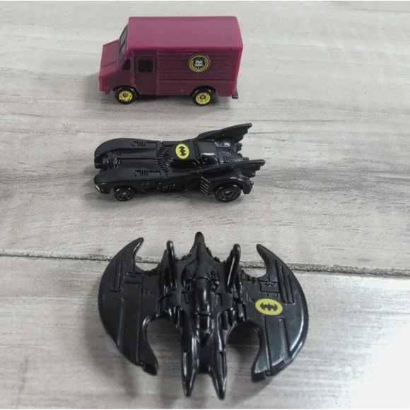 Batman Batmobile Diecast 3.75