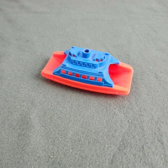 Vintage Plastic Toy Ferry Boat Ship Bath‎ Toy Blue Red