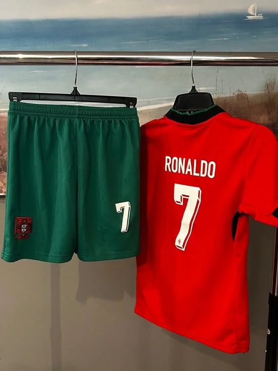 Nike Kids Red Jersey with Green Shorts - Ronaldo #7