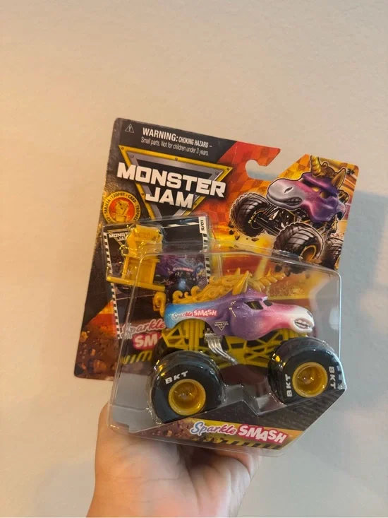 Monster Jam Sparkle Smash Gold edition