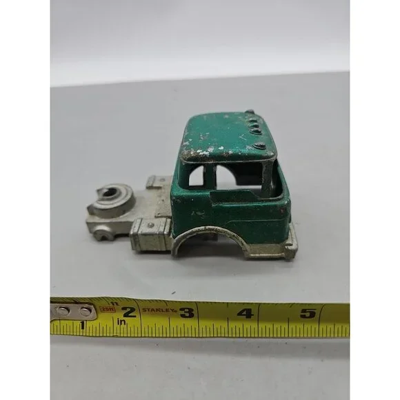 Vintage Hubley Semi truck Cub 1490 Die Cast Toy Green Cab Only‎ Parts