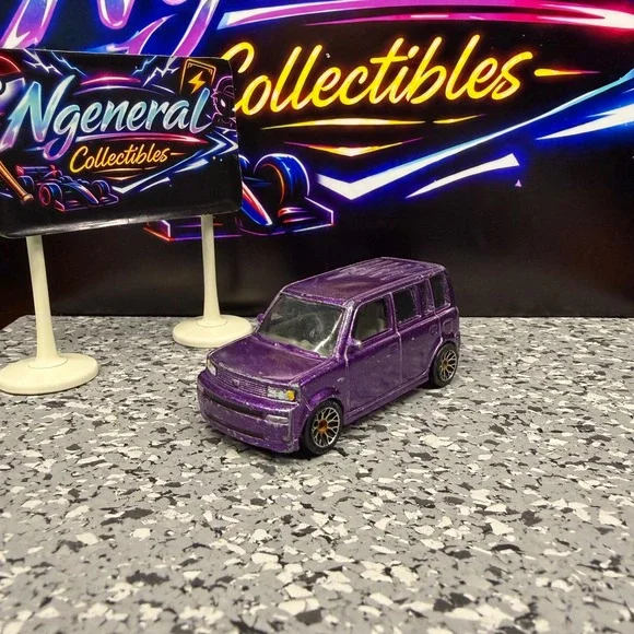 Matchbox 2004 Scion xB Metallic Purple Flake Diecast Car JDM Tuner PRPL81Z 1:64