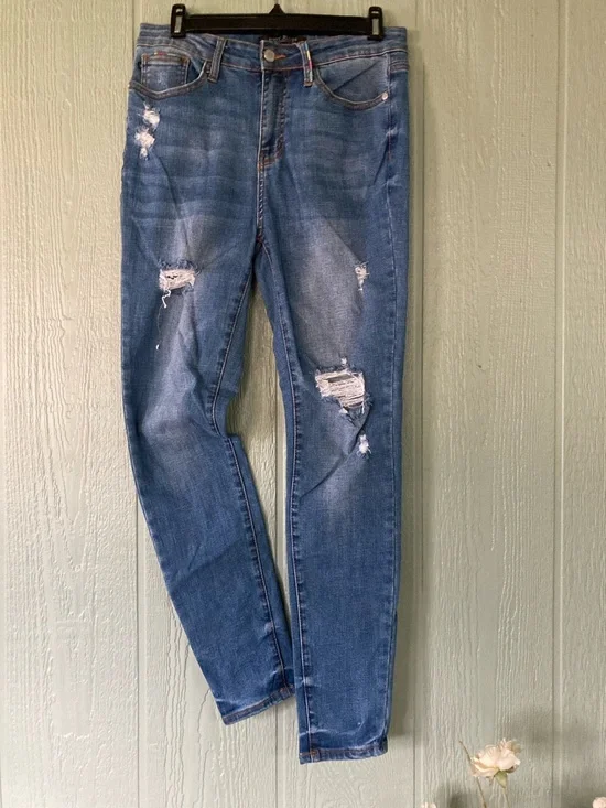 Judy Blue Size Jr. 7 medium wash distressed skinny fit stitch accent jeans