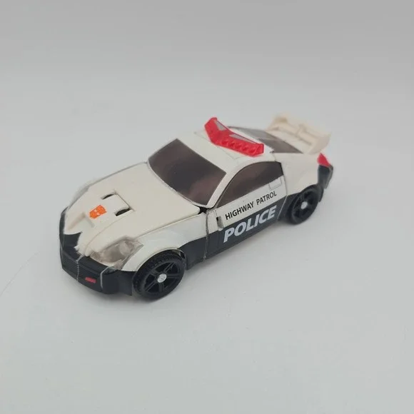Transformers Classics Prowl preowned Datsun Nissan Z car