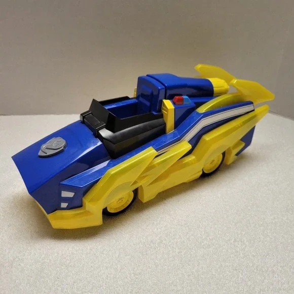 PAW Patrol‎ Changed Up Chase Transforming Deluxe Vechicle