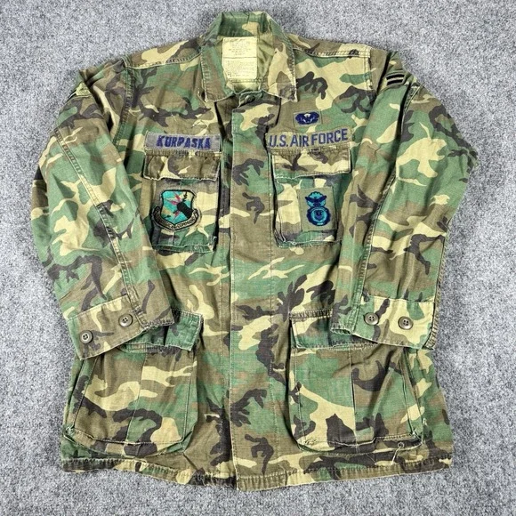Vintage US Air Force BDU Jacket Mens Woodland Camo‎ Patches Named Strategic USA