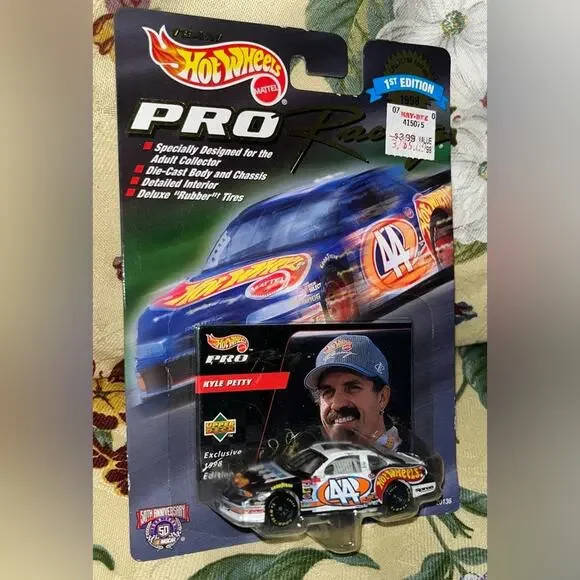 NIB! Hot Wheels Pro Racing 1st Edition #44 Kyle Petty Hot Wheels 1998