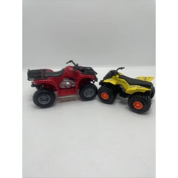 Greenbrier  ATV, Die-cast Metal & Plastic EX 500 And RED 4-Four Wheeler W  Racks