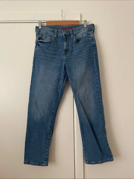 Lucky Brand Sweet Mid Rise Crop Blue Straight Jeans