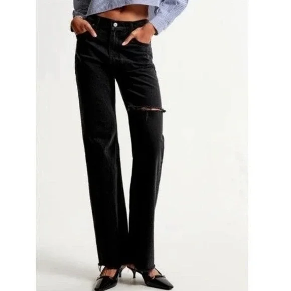 Abercrombie & Fitch The 90s Relaxed Jean Women 32/14s Black Distressed High Rise