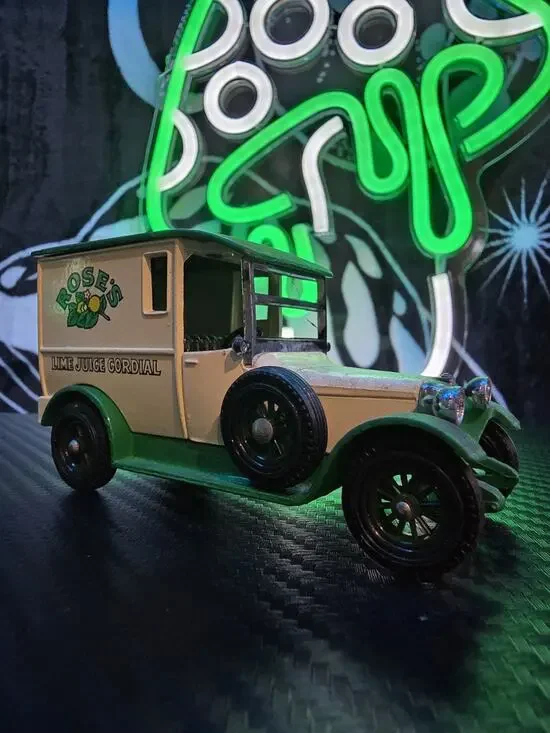 Matchbox Models of Yesteryear #Y-5 1927 Talbot Van Roses Lime Juice Gordial 1978
