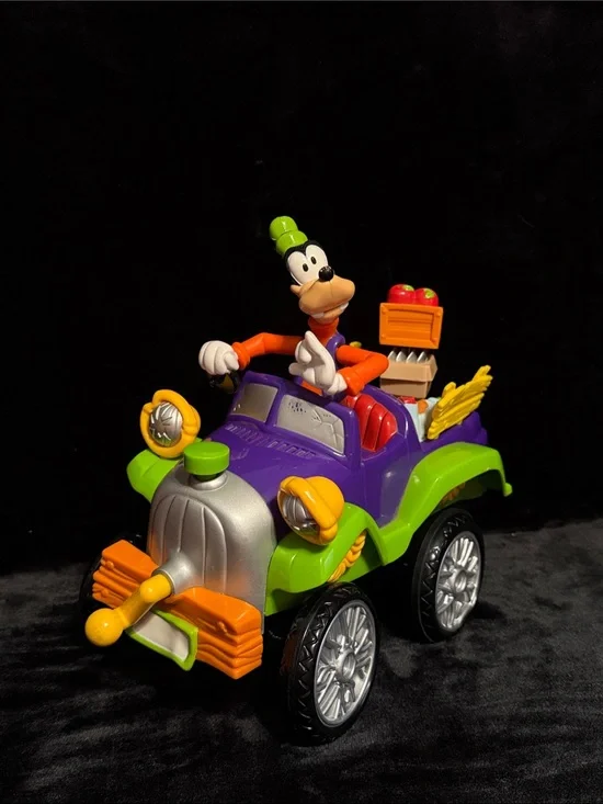 2000 Disney Goofy Jalopy Car Let’s Go For a Bumpy Ride Vehicle Sounds & Vibrates