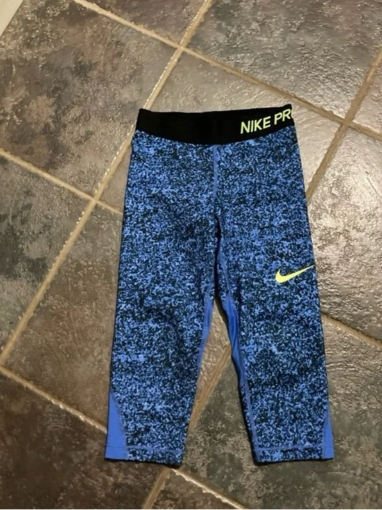 Nike Pro Printed Compression Girls Capri Leggings Size S
