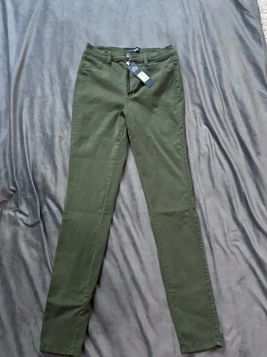Fashion Nova Olive Green Skinny Jeans - High Rise