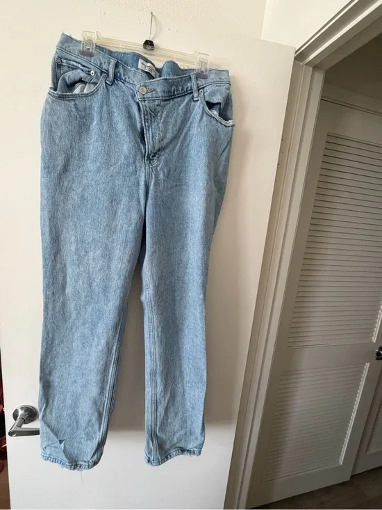 Abercrombie & Fitch Light Blue Straight-Leg Women's Jeans
