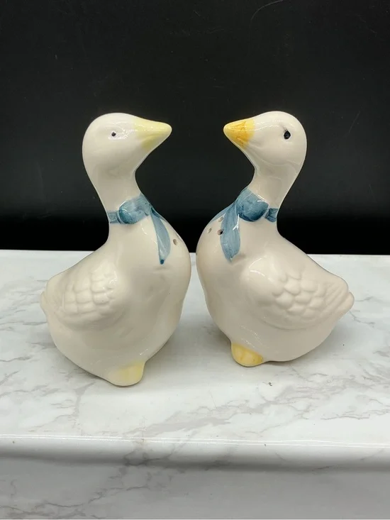 Ceramic Goose Salt & Pepper Shaker Set - Blue Scarves