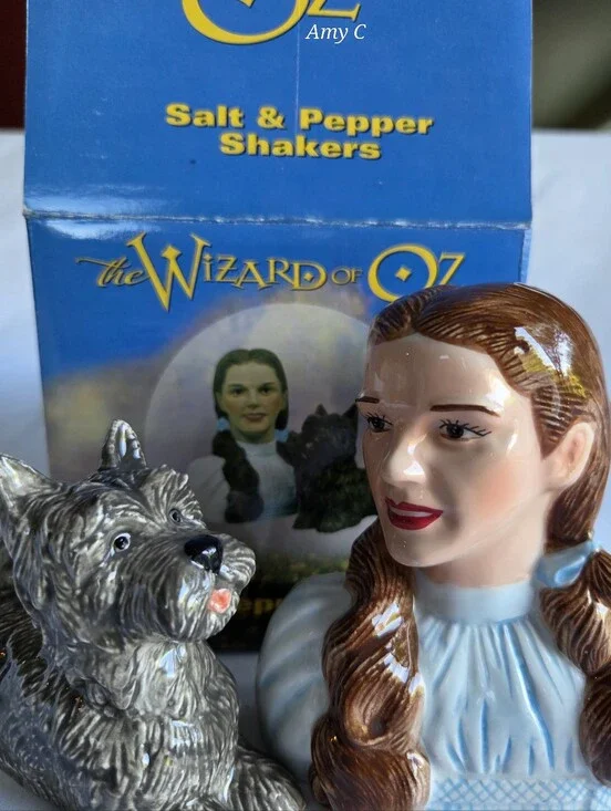 The Wizard of Oz Dorothy & Toto Salt & Pepper Shakers Never Used