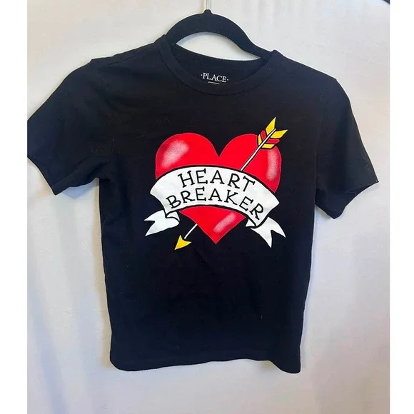 The Childrens Place Graphic Tee Kids Size 7/8 Black Heart Breaker Short Sleeve